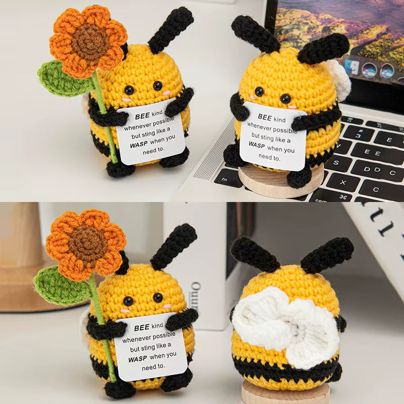 Hand-Woven Crocheted Ornaments Funny Positive Energy Vegetable Animal Doll with Hugging Card Creative Festivals Gifts Handcrafts